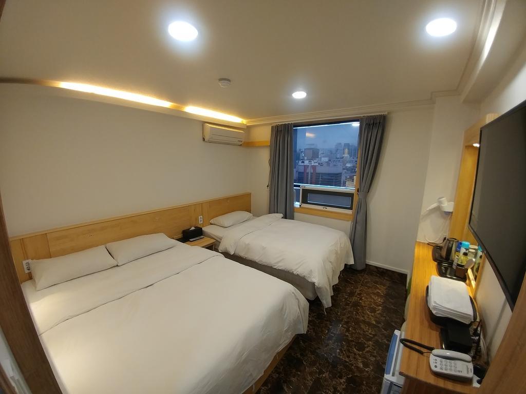 I.Y Hotel Suwon Extérieur photo