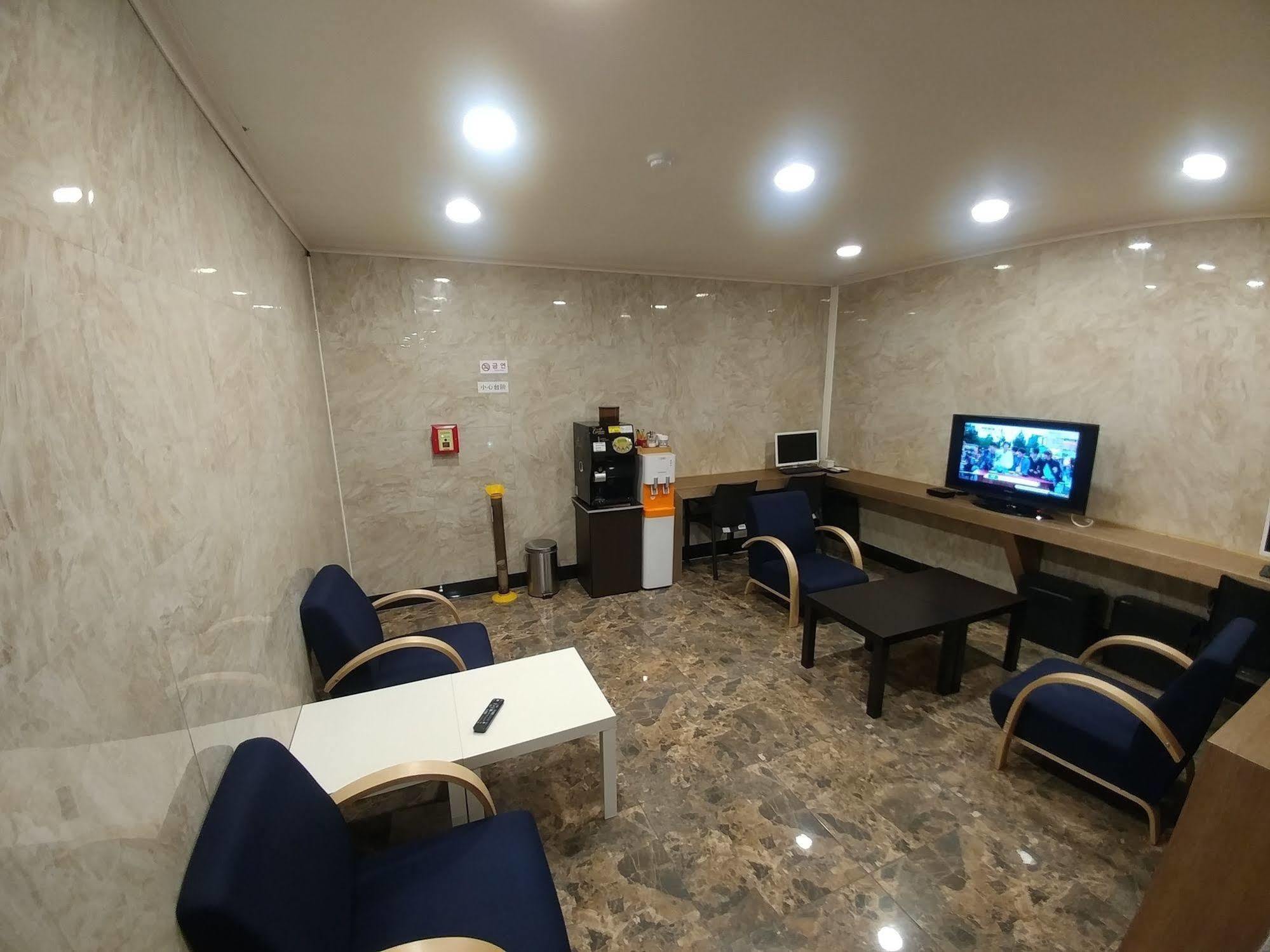 I.Y Hotel Suwon Extérieur photo