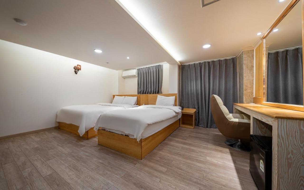 I.Y Hotel Suwon Extérieur photo