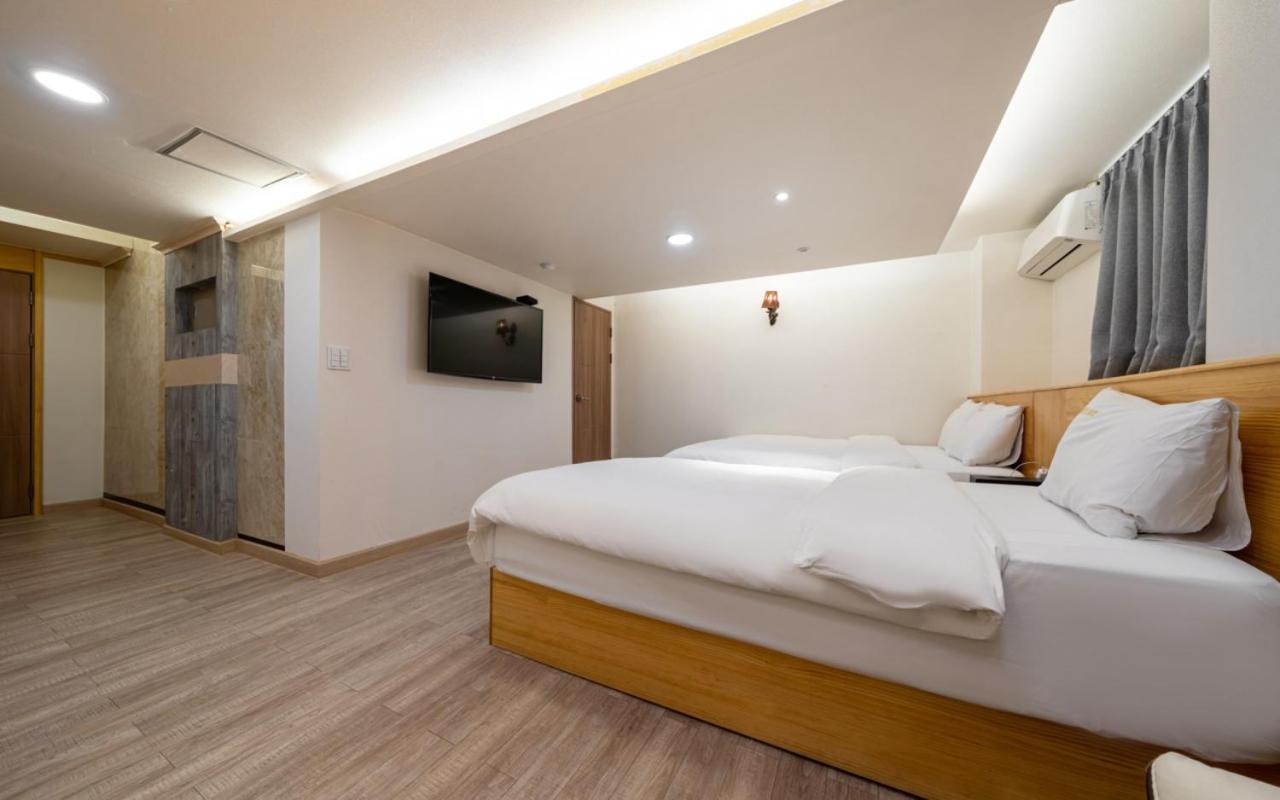 I.Y Hotel Suwon Extérieur photo