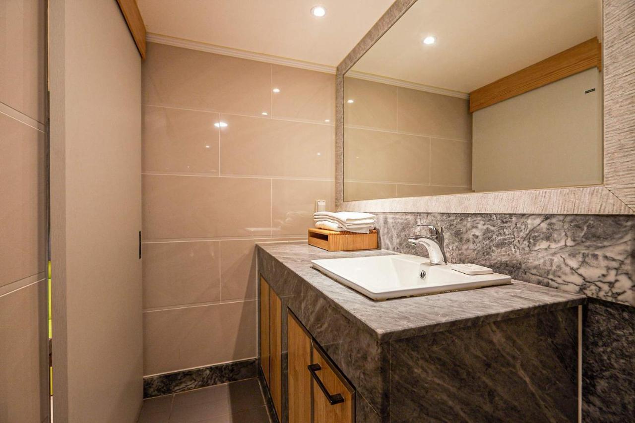 I.Y Hotel Suwon Extérieur photo