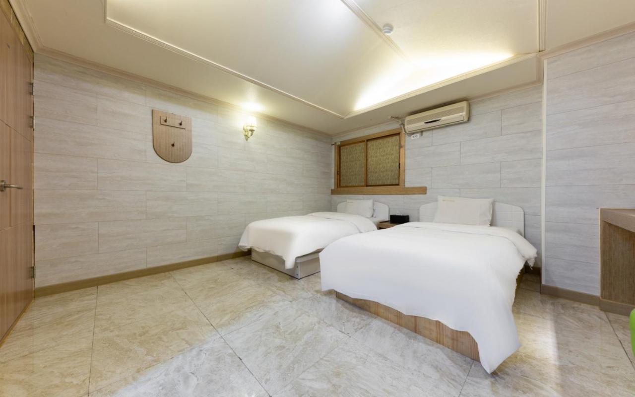 I.Y Hotel Suwon Extérieur photo
