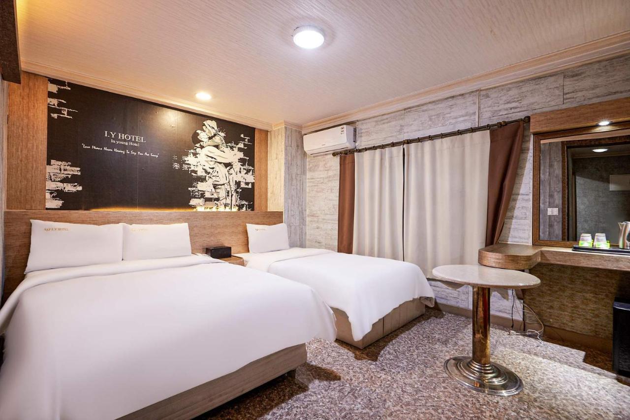 I.Y Hotel Suwon Extérieur photo